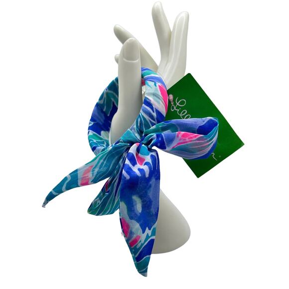 Lilly Pulitzer Chiffon Bangle Bracelet with Bow Bennet Blue Celestial Seas NWT - Picture 2 of 5